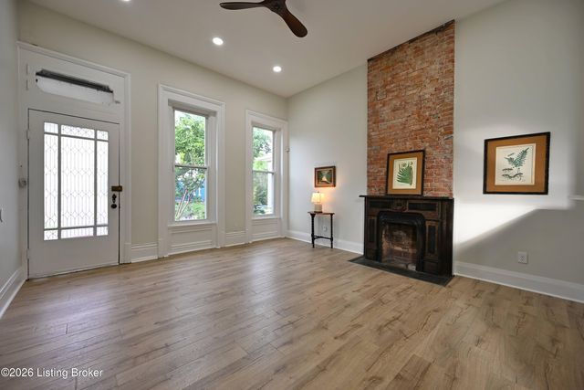 641 E Saint Catherine St, Louisville, KY 40203
