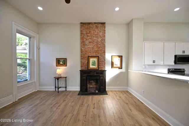 641 E Saint Catherine St, Louisville, KY 40203