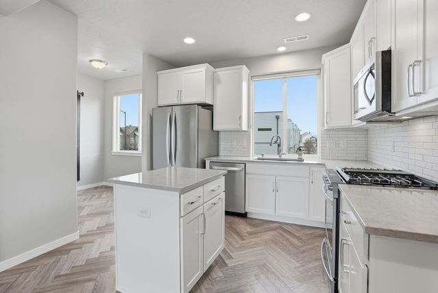 471 N Cochran Pl, Spokane, WA 99201