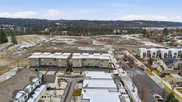 471 N Cochran Pl, Spokane, WA 99201