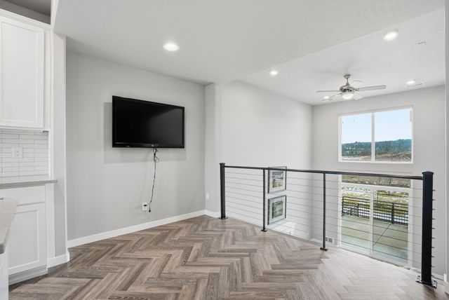 471 N Cochran Pl, Spokane, WA 99201