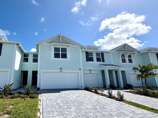 620 Salisbury Circle, Fort Pierce, FL 34982