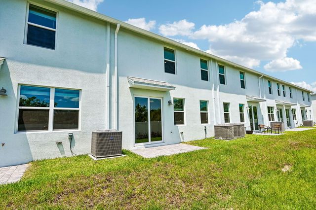 620 Salisbury Circle, Fort Pierce, FL 34982