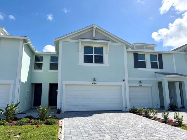 620 Salisbury Circle, Fort Pierce, FL 34982