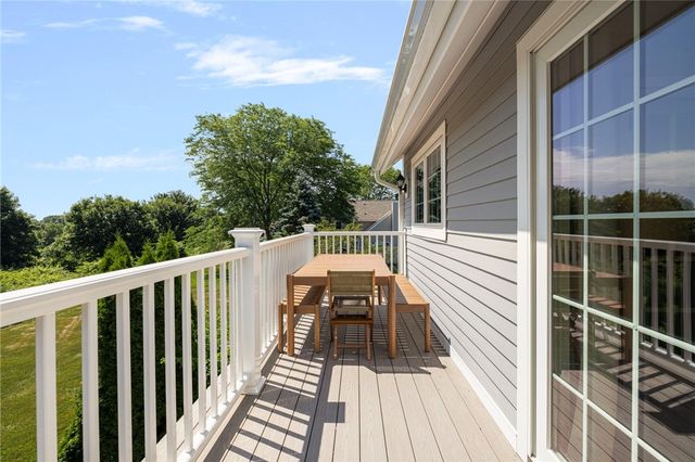 223 Corey Lane, Middletown, RI 02842