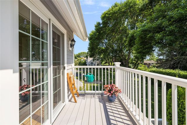 223 Corey Lane, Middletown, RI 02842