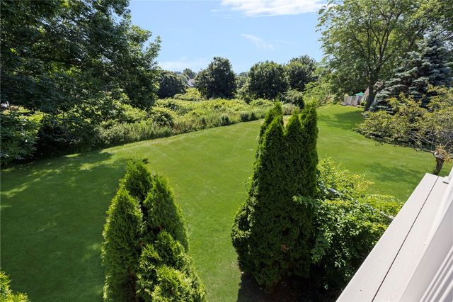 223 Corey Lane, Middletown, RI 02842