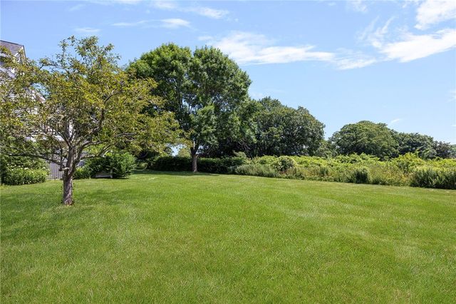 223 Corey Lane, Middletown, RI 02842