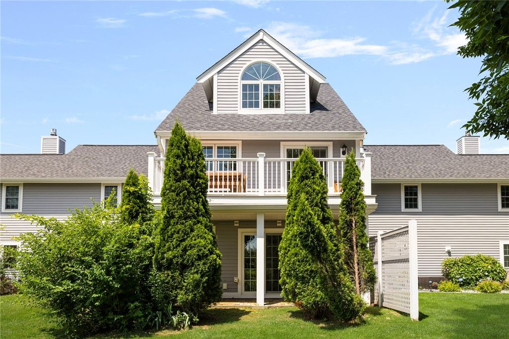 223 Corey Lane, Middletown, RI 02842