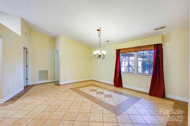 1020 Pebble Point, Salisbury, NC 28146