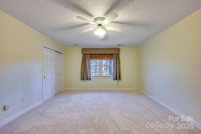 1020 Pebble Point, Salisbury, NC 28146