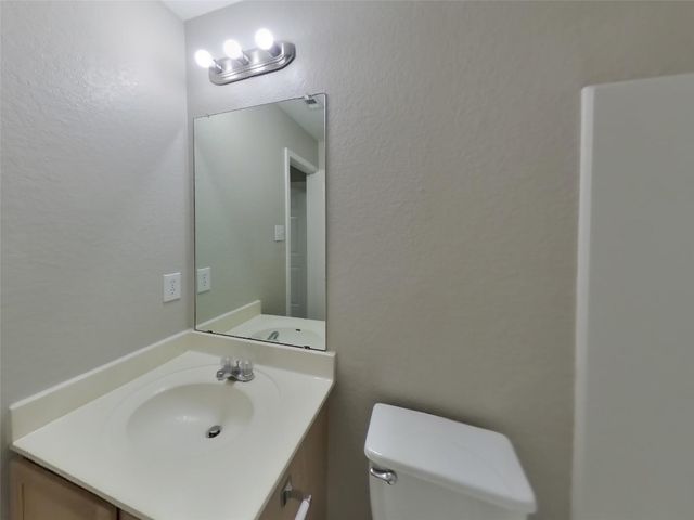 5617 Victory Gallop DR, Del Valle, TX 78617