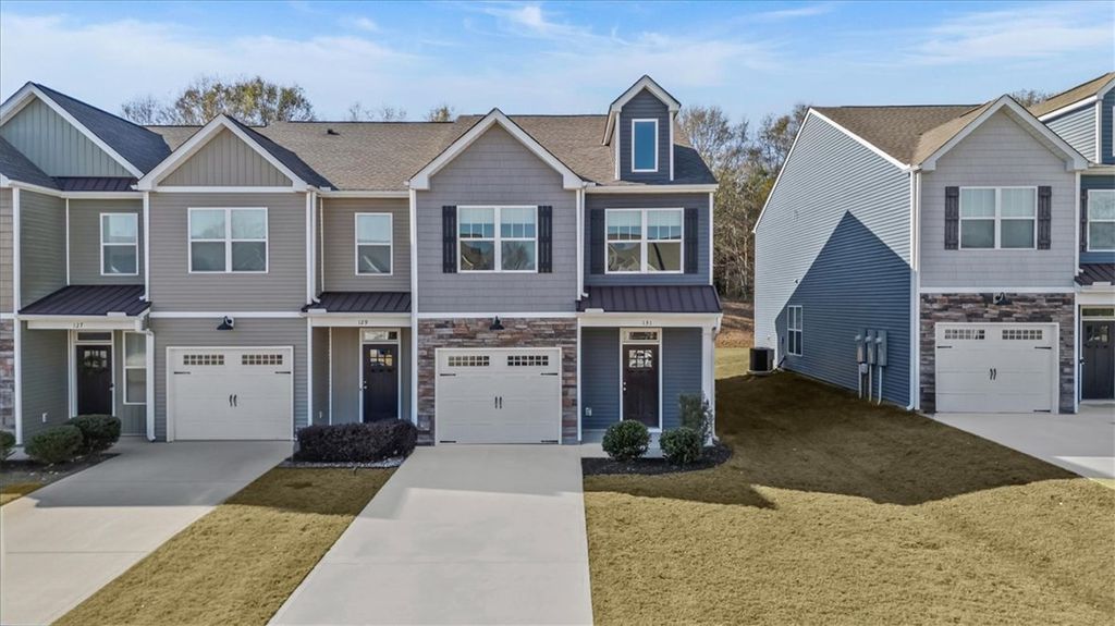 131 Rushing Creek Lane, Piedmont, SC 29673