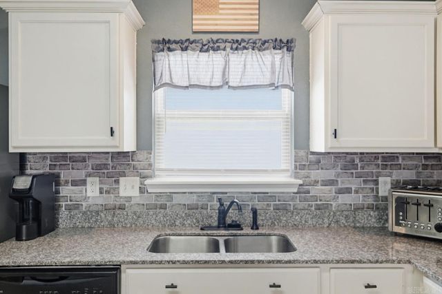 3221 Miracle Heights Cove, Sherwood, AR 72120