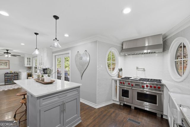 9330 Martins Lake Drive, Roswell, GA 30076