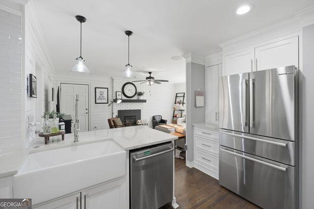 9330 Martins Lake Drive, Roswell, GA 30076