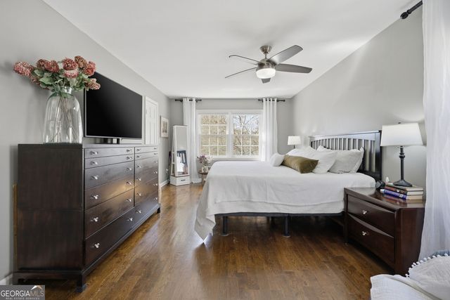 9330 Martins Lake Drive, Roswell, GA 30076