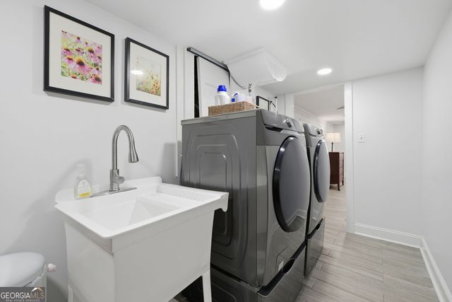 9330 Martins Lake Drive, Roswell, GA 30076