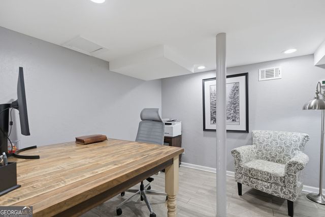 9330 Martins Lake Drive, Roswell, GA 30076