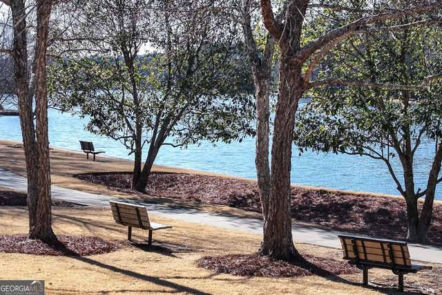 9330 Martins Lake Drive, Roswell, GA 30076