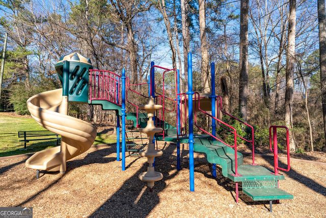 9330 Martins Lake Drive, Roswell, GA 30076