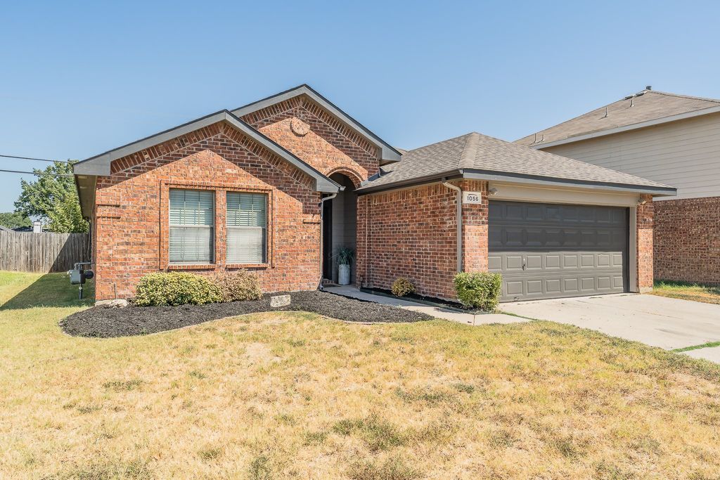 1056 Breeders Cup Drive, Fort Worth, TX 76179 — photo 2