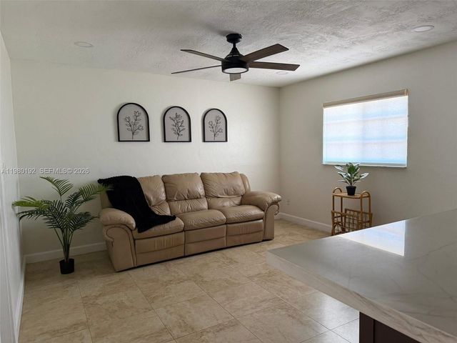 4161 SW 97th Pl, Miami, FL 33165