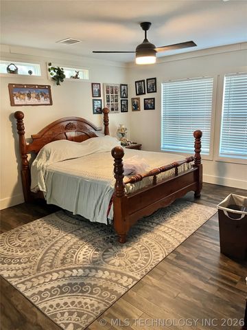 15917 Tee Time Road, Kingston, OK 73439