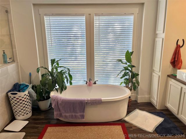 15917 Tee Time Road, Kingston, OK 73439