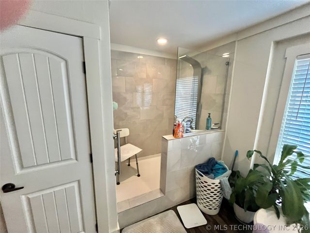 15917 Tee Time Road, Kingston, OK 73439