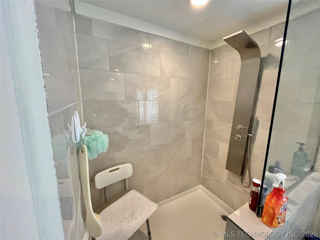 15917 Tee Time Road, Kingston, OK 73439