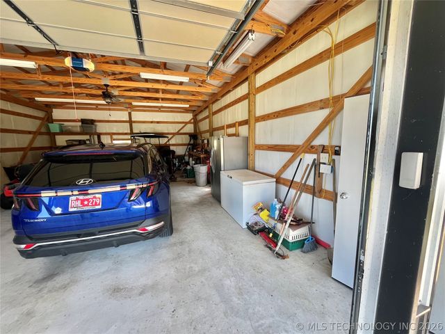 15917 Tee Time Road, Kingston, OK 73439