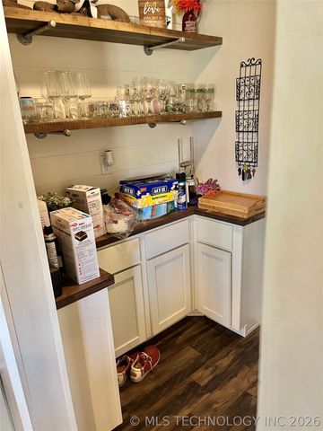 15917 Tee Time Road, Kingston, OK 73439