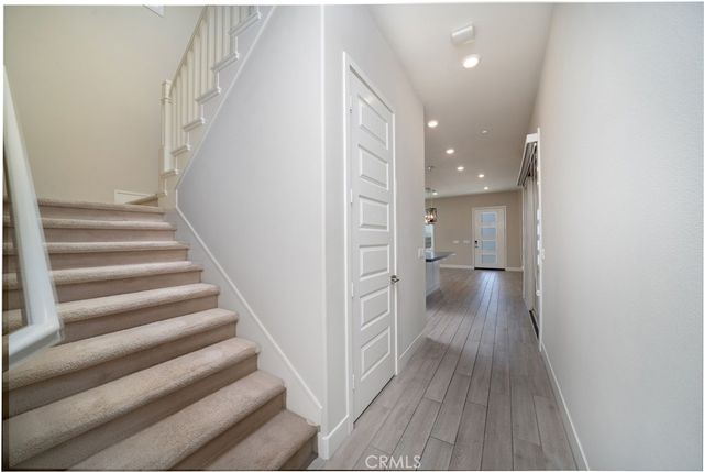 174 Scale, Irvine, CA 92618