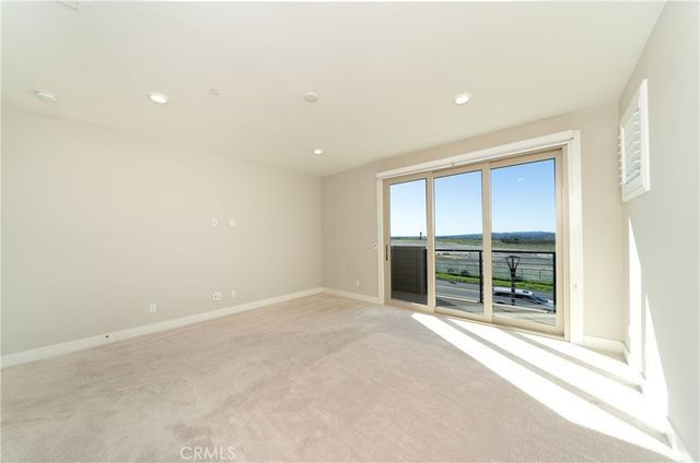 174 Scale, Irvine, CA 92618