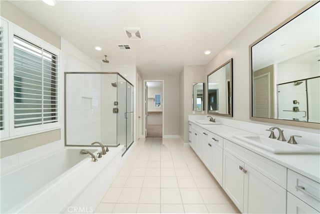 174 Scale, Irvine, CA 92618