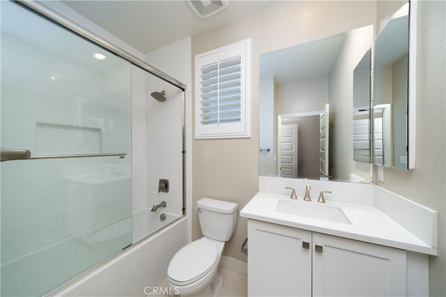 174 Scale, Irvine, CA 92618