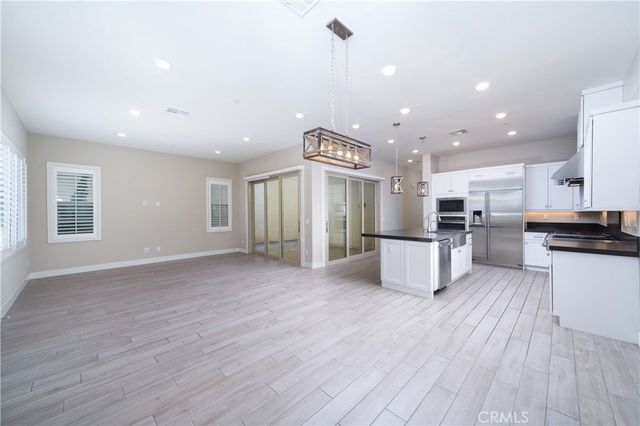 174 Scale, Irvine, CA 92618