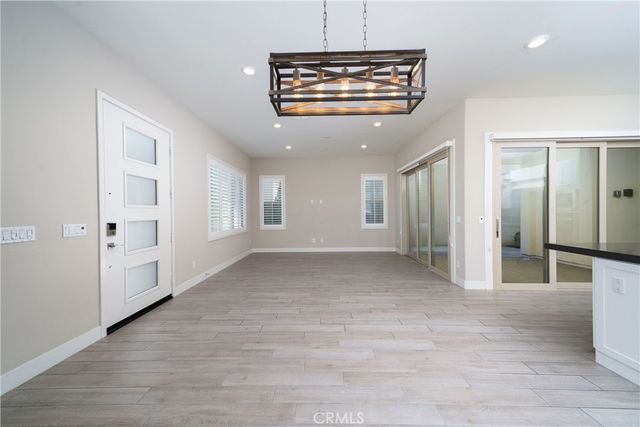 174 Scale, Irvine, CA 92618