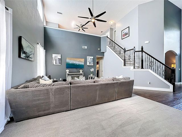 541 GREEN PARK COURT, Oviedo, FL 32765