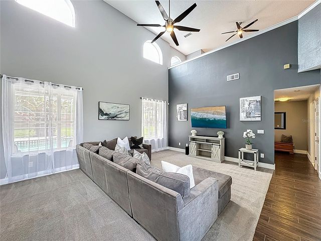 541 GREEN PARK COURT, Oviedo, FL 32765