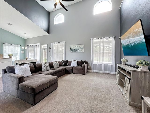 541 GREEN PARK COURT, Oviedo, FL 32765