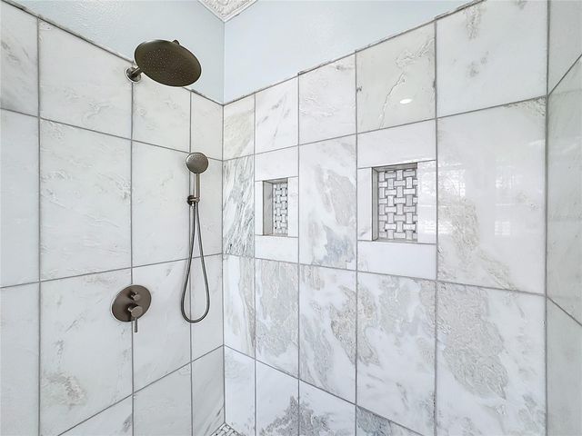 541 GREEN PARK COURT, Oviedo, FL 32765