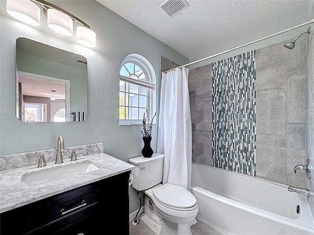 541 GREEN PARK COURT, Oviedo, FL 32765