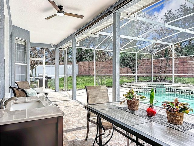 541 GREEN PARK COURT, Oviedo, FL 32765