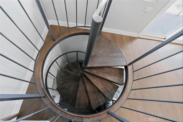 865 Quivera Street, Laguna Beach, CA 92651