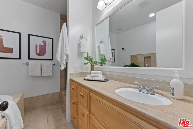 1271 Stoner Avenue 103, Los Angeles, CA 90025