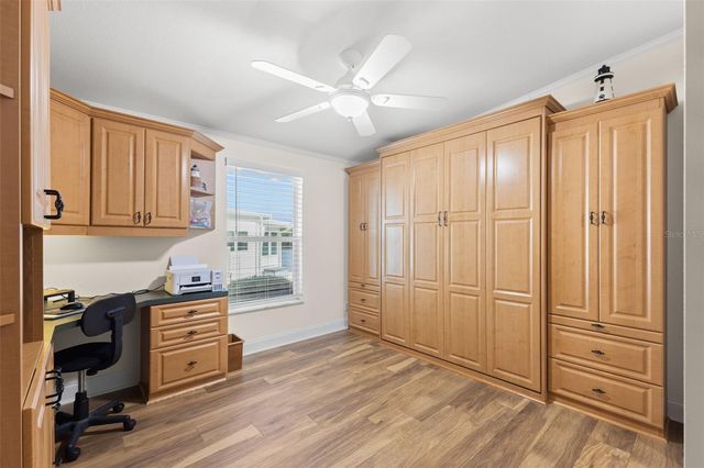 7013 MOUNT PINEY ROAD NE 724, St Petersburg, FL 33702