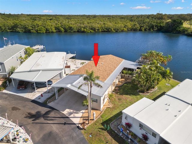 7013 MOUNT PINEY ROAD NE 724, St Petersburg, FL 33702