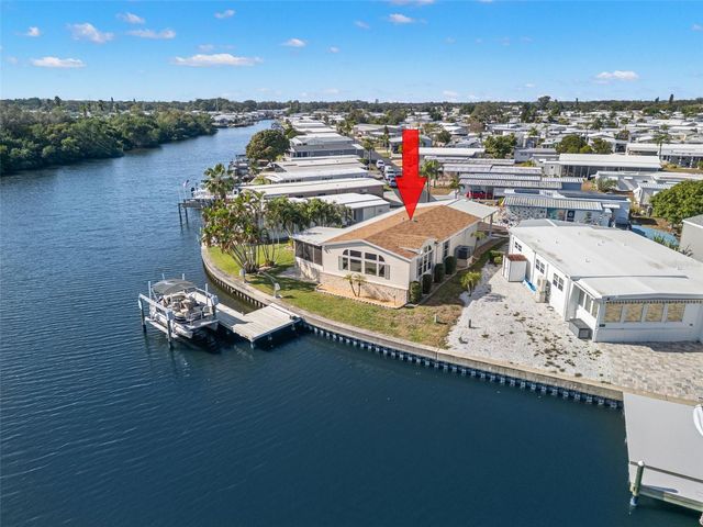 7013 MOUNT PINEY ROAD NE 724, St Petersburg, FL 33702